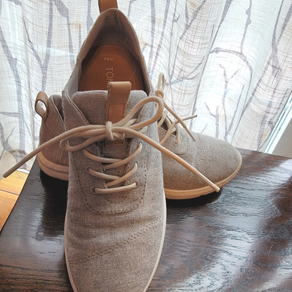 TOMs Sneakers